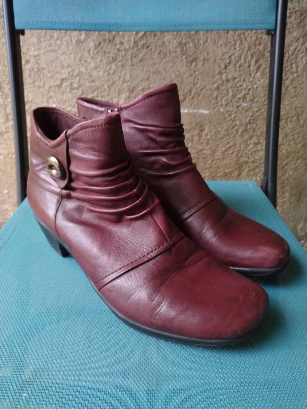 Earth Origins Merlot Red Mallory Casual Leather Zip Ankle Booties 9.5M
